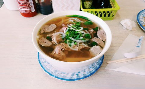 Pho Minh - Victoria Tourism 0