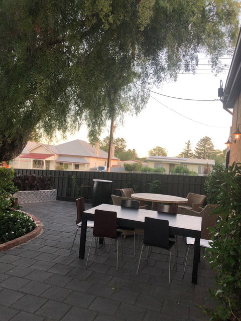 Wild Ma's Bistro - Accommodation Australia 6