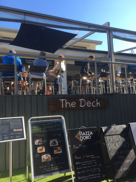 The Deck - Accommodation Australia 5