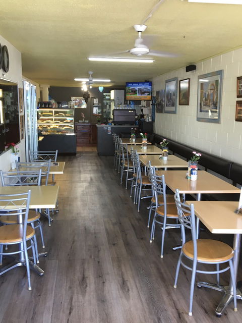 Sandbar Cafe & Restaurant - Accommodation Australia 5