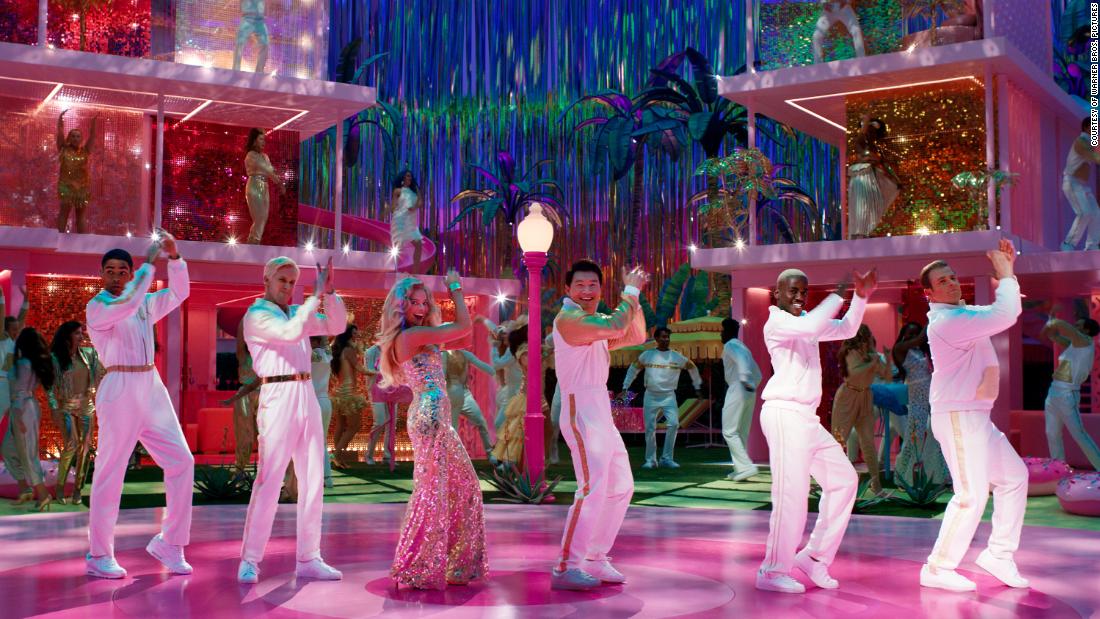 'Barbie' and Ken explore the 'real world' and life with flat feet in new trailer