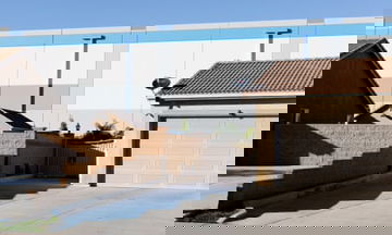 ?Pollution everywhere?: how one-click shopping is creating Amazon warehouse towns