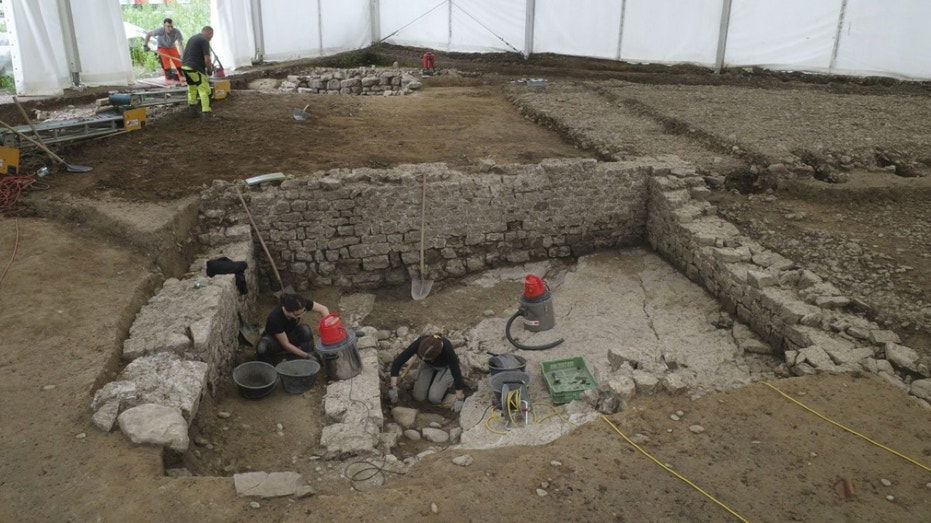Archaeologists make grim discovery after finding ancient Roman buildings