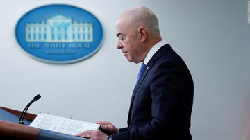 DHS directs review of personnel with access to classified material in wake of Pentagon leak