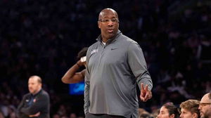 Knicks pick Mike Brown as franchise's next head coach after Tom Thibodeau's shocking dismissal: report
