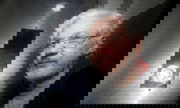 Liberal MPs support calls for Australian government to seek Julian Assange?s return