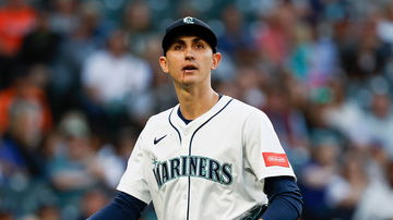 Mariners pitcher shrugs off 'scary' 102.7 mph line drive to the face: 'It didn't even hurt'