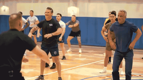 RFK Jr., Hegseth face off in impressive pullup, pushup Pentagon showdown