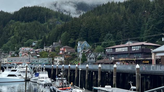 The Can't-Miss Alaska Travel Experiences