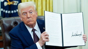 Trump's controversial plan to fire federal workers finds favor with Supreme Court
