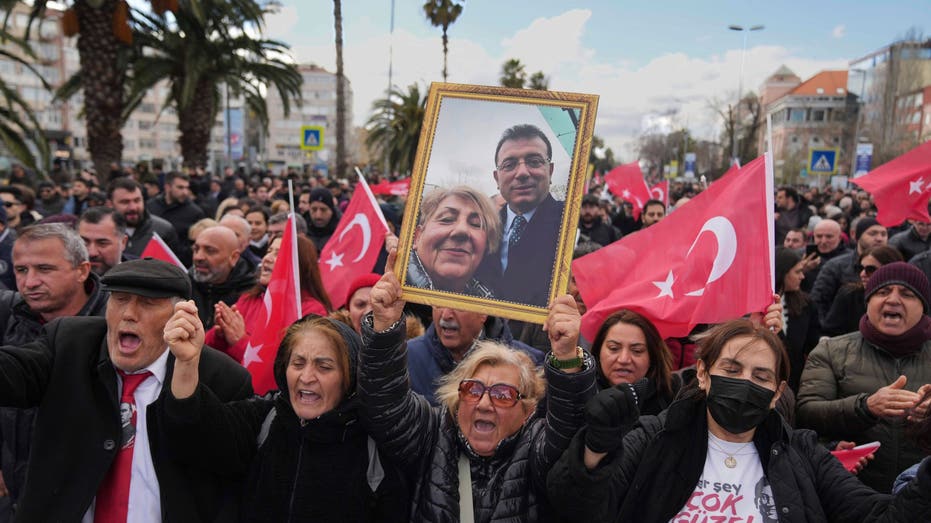 Turkish authorities arrest key rival of Erdogan; critics say it's 'no coincidence'