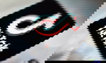 US schools step up security amid shooting and bomb threats on TikTok