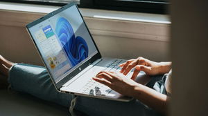 Windows 11 flaw lets hackers bypass Secure Boot protections