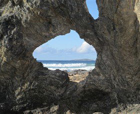 Glasshouse Rocks and Pillow Lava Image