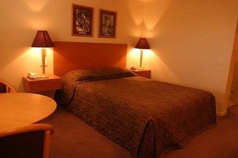 Kingsford Smith Motel - YWait Travel 3