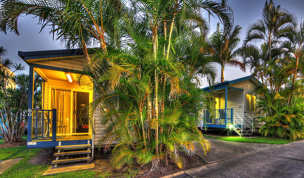 Alex Beach Cabins & Tourist Park Image