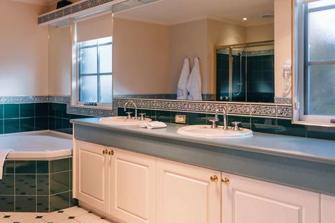 Country Club Villas - Holiday Melbourne 2