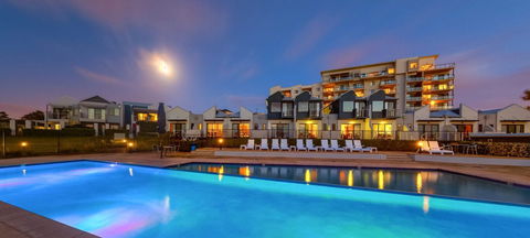 Assured Ascot Quays Apartment Hotel - Whitsundays Tourism 0
