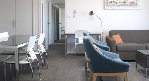 Abode Tuggeranong - YWait Travel 2