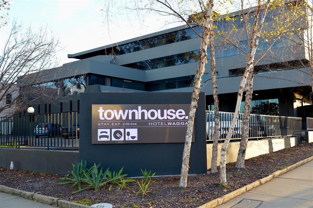 Townhouse Hotel, Wagga Image