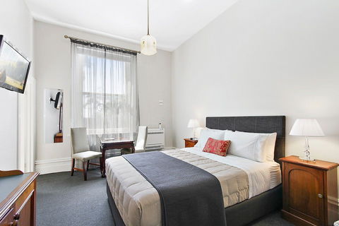 The Riversleigh - Accommodation Australia 6