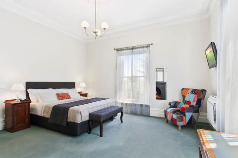 The Riversleigh - Accommodation Australia 11