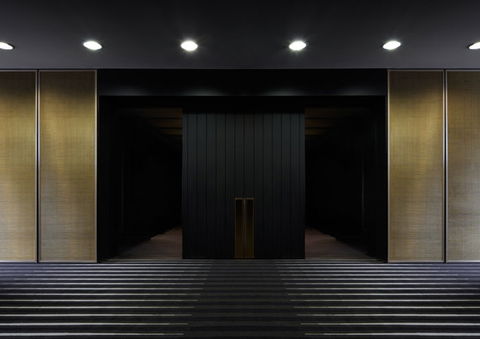 Hotel Realm - Accommodation Australia 9