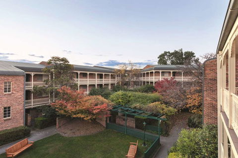 Adina Serviced Apts Canberra Kingston - Accommodation Broken Hill 3