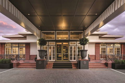 Hotel Kurrajong Canberra - Accommodation Australia 2