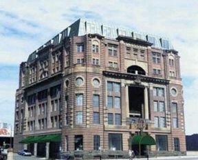 Adina Apartment Hotel Sydney Central - YWait Travel 0