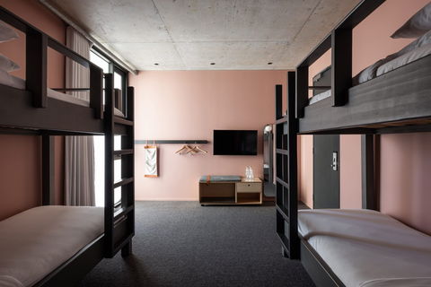 Alex Hotel, Perth - YWait Travel 5