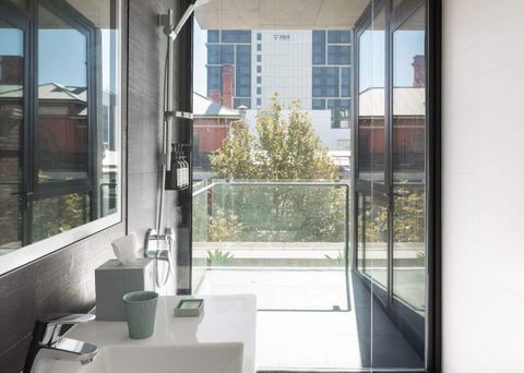 Alex Hotel, Perth - YWait Travel 7