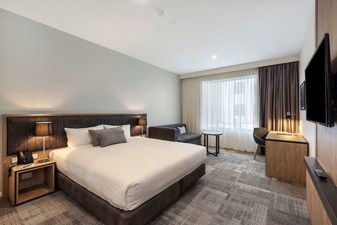 Ingot Hotel Perth, An Ascend Hotel - YWait Travel 1