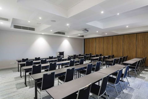 Ingot Hotel Perth, An Ascend Hotel - YWait Travel 8