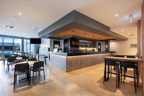 Ingot Hotel Perth, An Ascend Hotel - YWait Travel 12