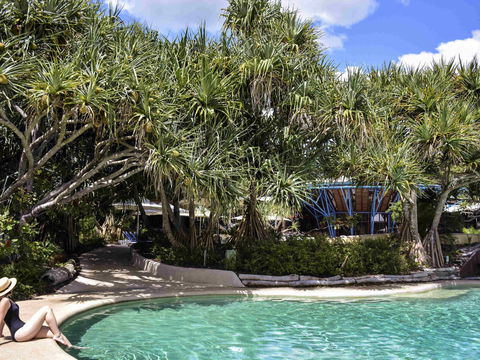 Mercure Kingfisher Bay Resort - Holiday Melbourne 2