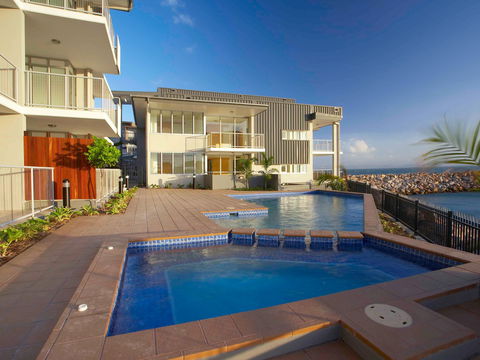 Grand Mercure Apartments Magnetic Island - Holiday Sydney 1