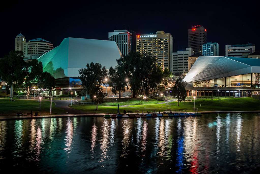 Stamford Plaza Adelaide Image