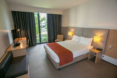 Alpha Hotel Eastern Creek - Accommodation Broken Hill 2