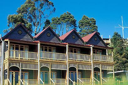 Strahan Village - YWait Travel 1