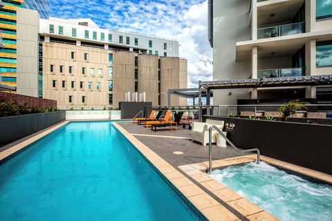 Evolution Apartments - Accommodation Australia 5