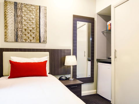 Ibis Styles Kingsgate Hotel - Holiday Sydney 2