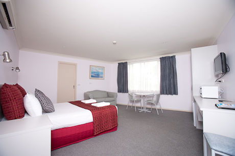 Hume Villa Motor Inn - Accommodation Australia 2