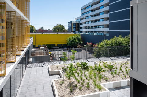 Oros Plus Hotel - WA Accommodation 2