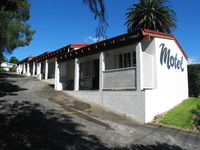 Brown's Bay Olive Tree Motel