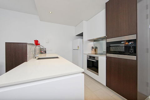 Realm Park 39 Barton ACT - Accommodation Airlie Beach 11