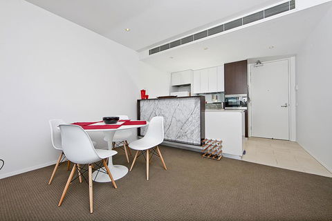 Realm Park 39 Barton ACT - Accommodation Airlie Beach 12