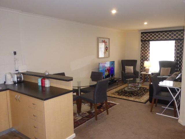 Adelaide City Apartment - 3br, 2bath & Carpark - thumb 6