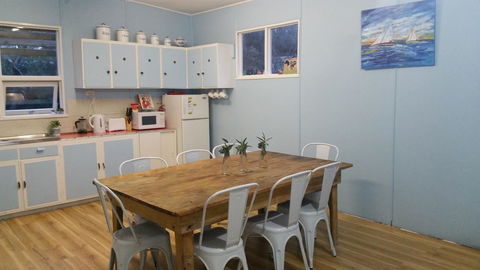 The Sandland Shack - Accommodation Airlie Beach 2