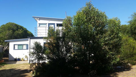 The Sandland Shack - Accommodation Airlie Beach 5